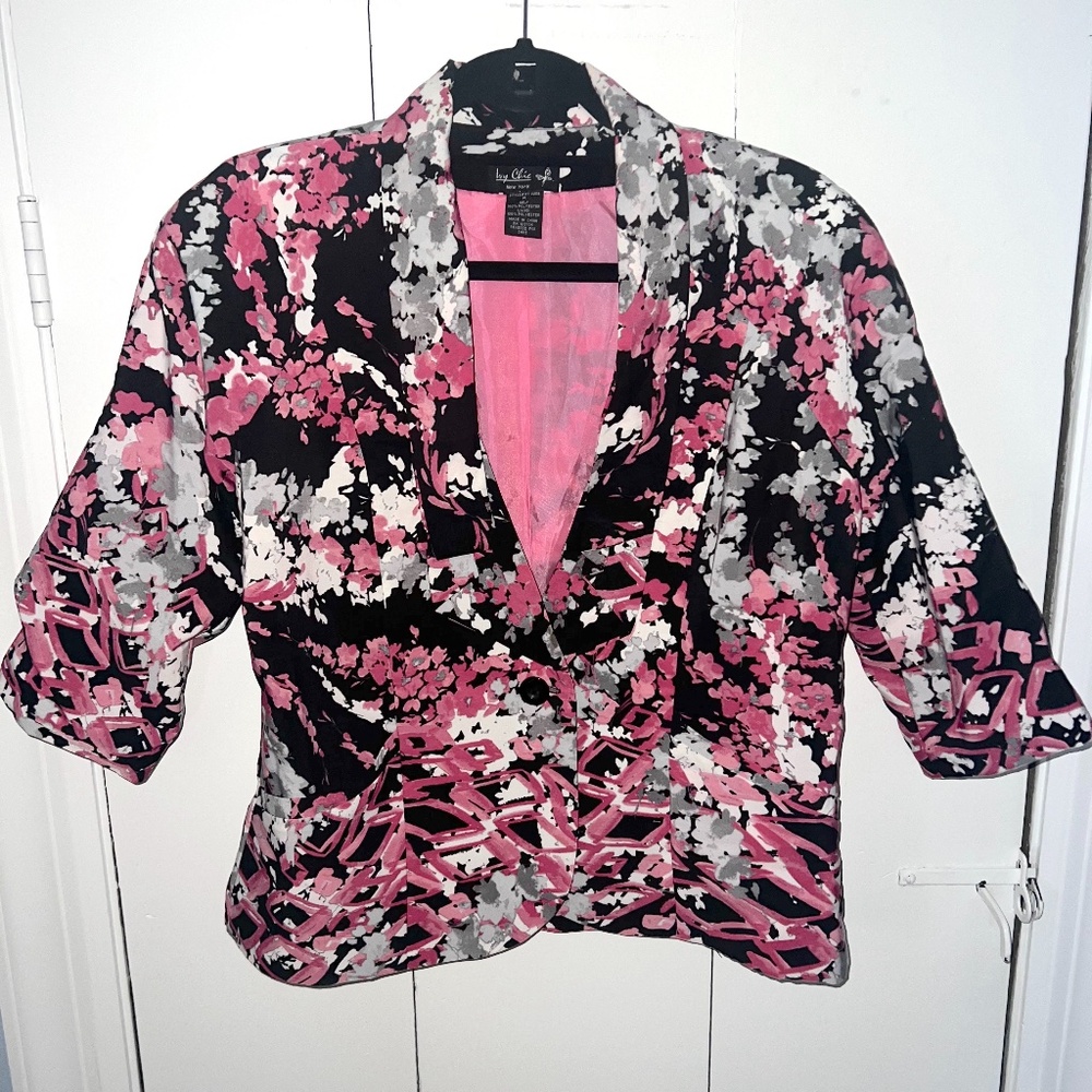 Ivy Chic Women’s Blazer, size M